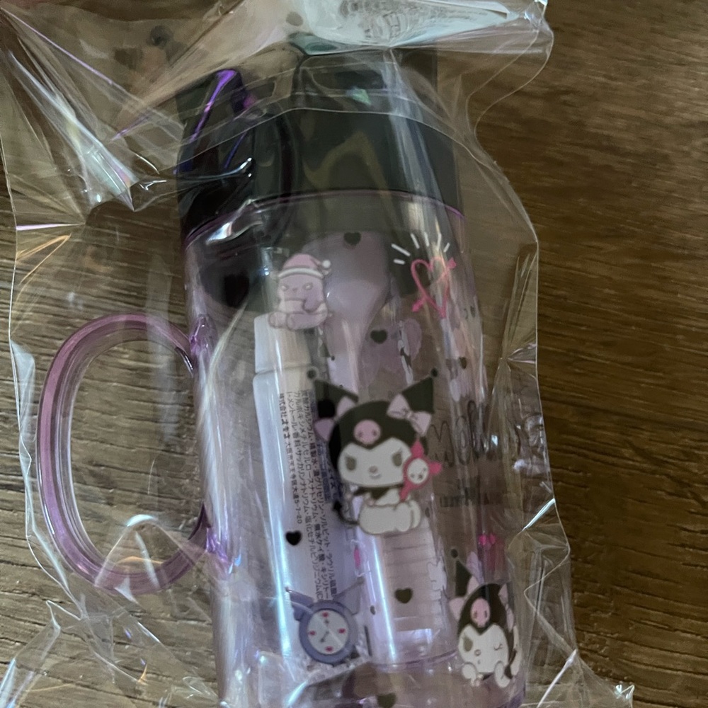 SANRIO-NWT Character Toothbrush Kit - Picture 11 of 16